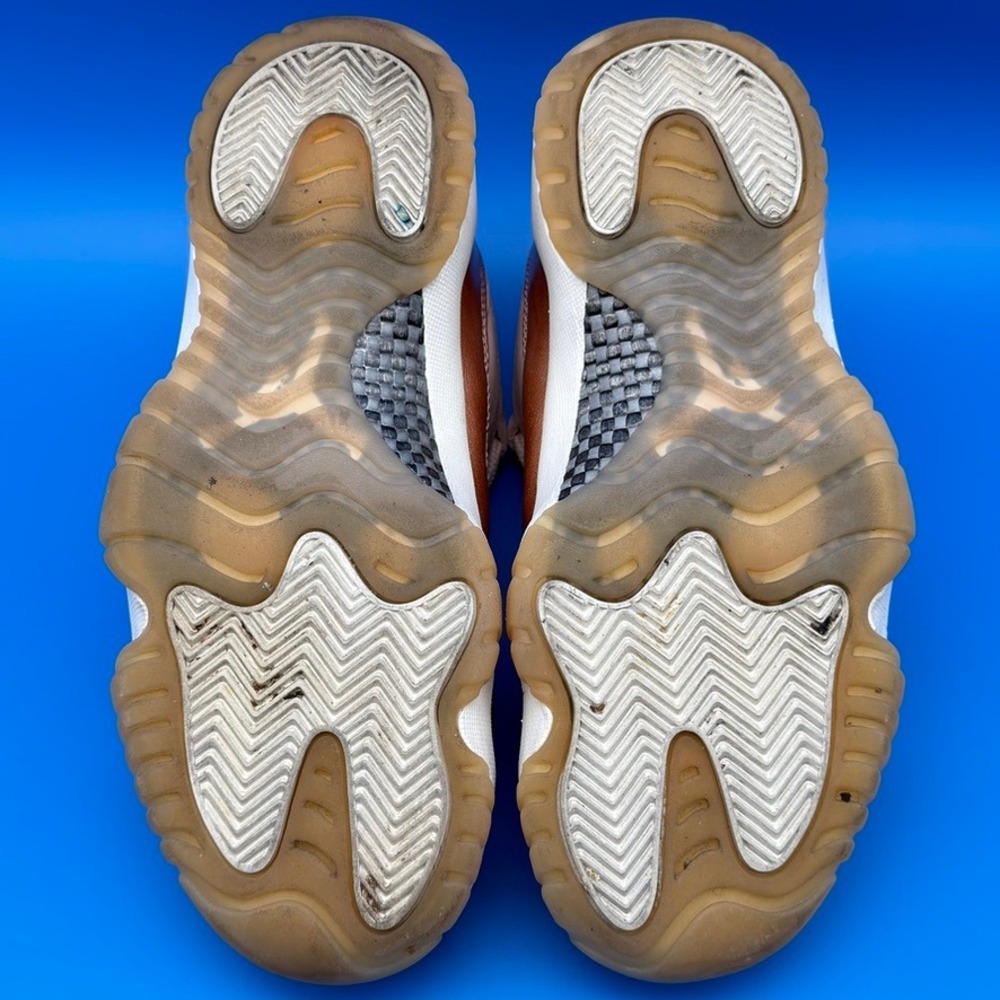 Air Jordan 11 Retro Womens "Rose Gold" Sail/Metallic Bronze AH7860-105 Size 8.5W - Picture 6 of 11